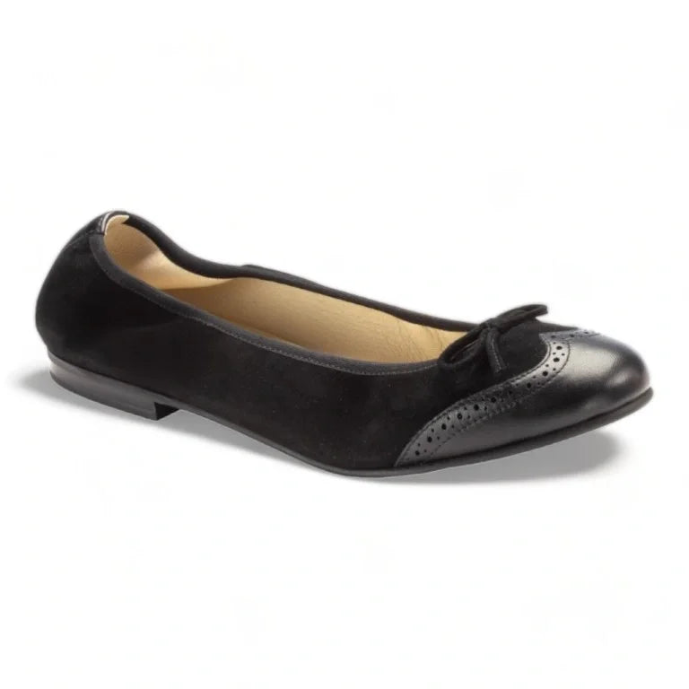 1540 Girls Black Leather & Suede Bow Shoe, Perfect for Dress Occasions
