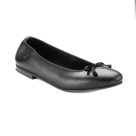 Stylish black soft leather flats for girls, teens, and women by London Kids.