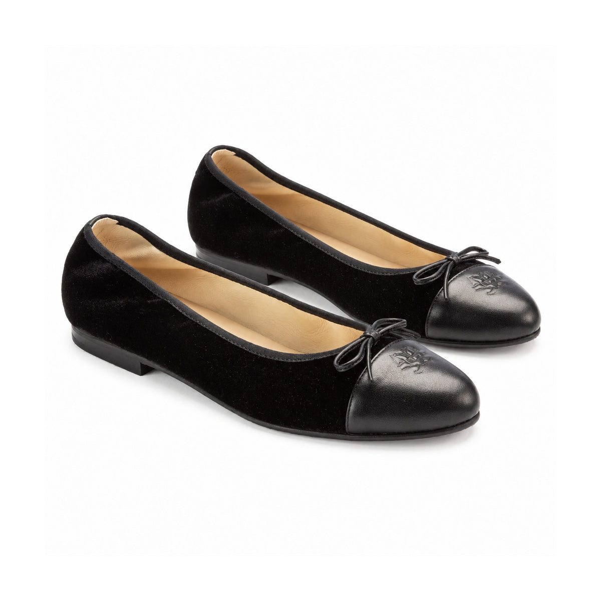 1623 - Black Velvet Teens Bow Shoe