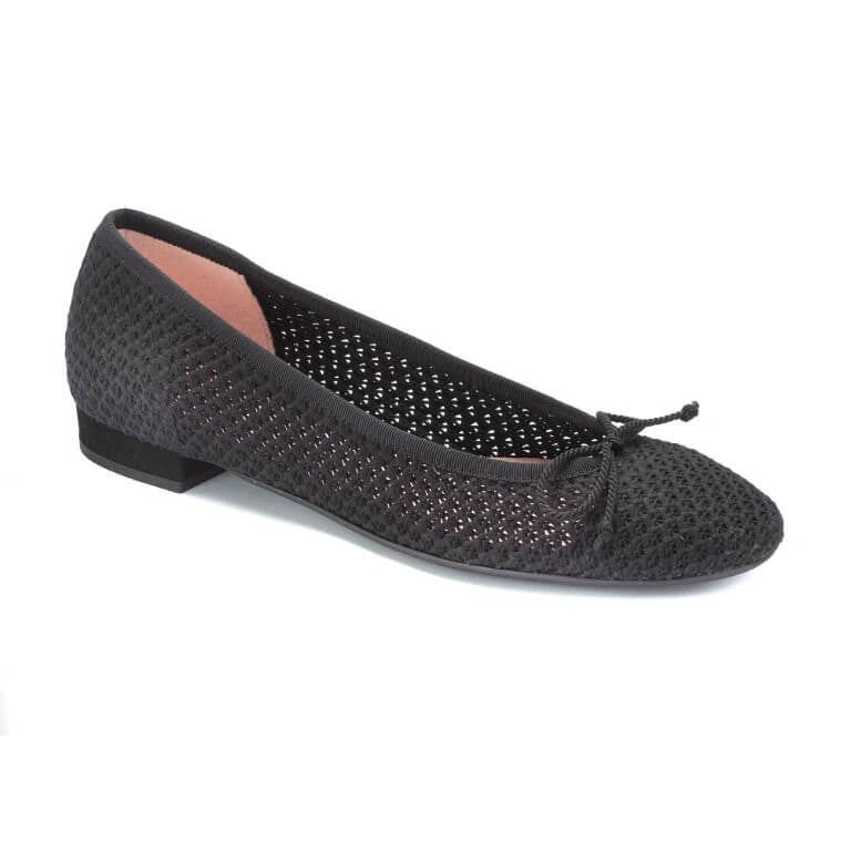 Black crochet teens bow flats designed for dress occasions, handmade in Spain