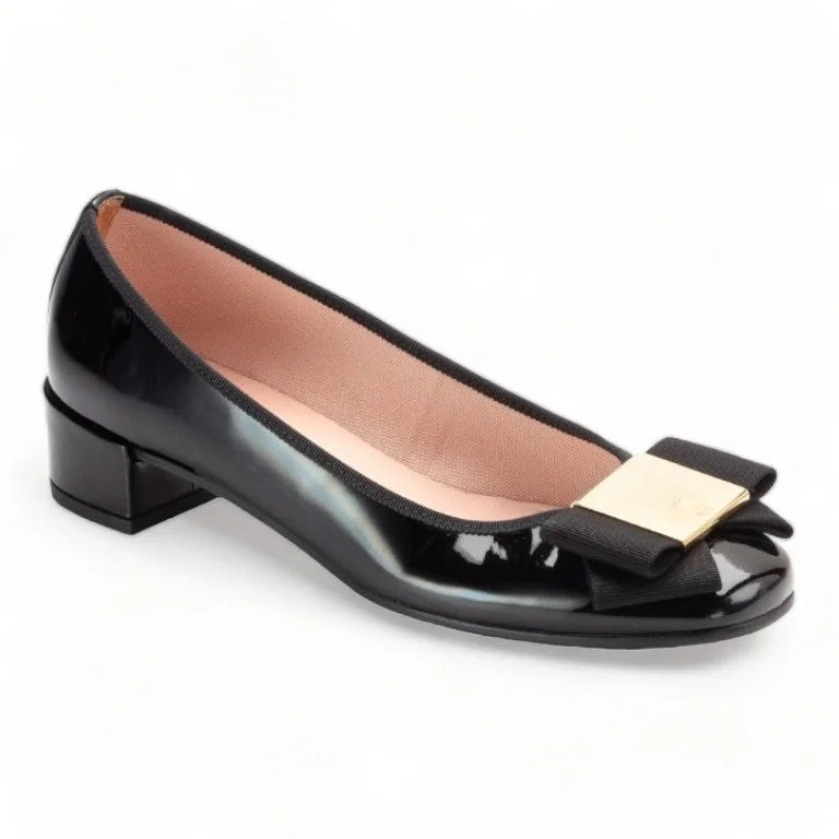 Black patent leather flats for teen and women by Pretty Ballerinas - black color, patent leather material, elegant design