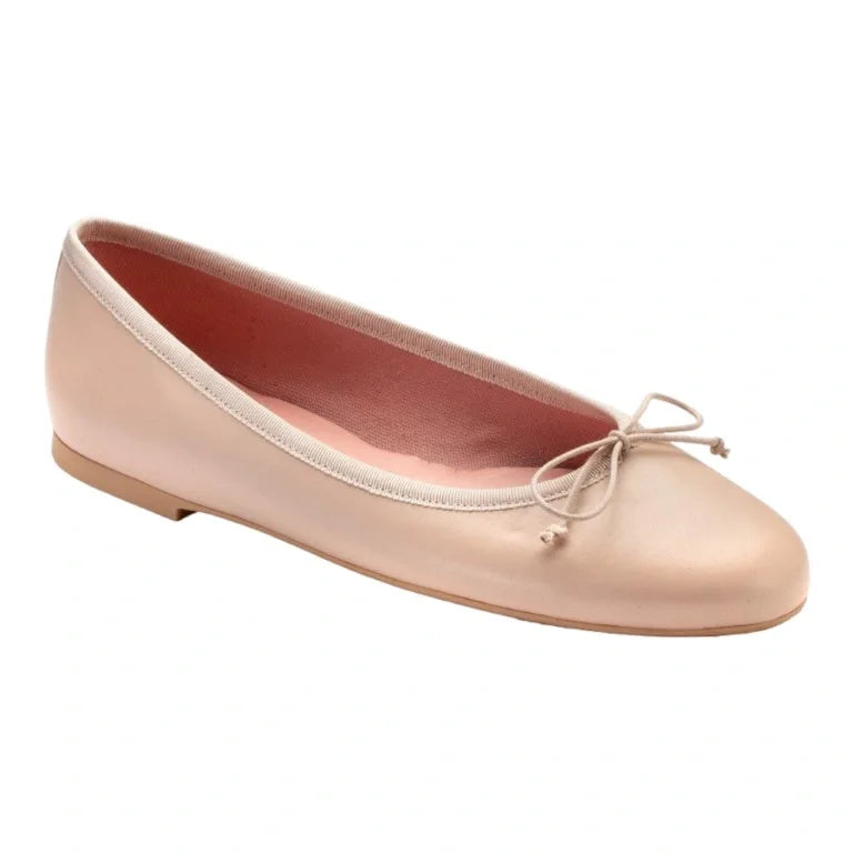 Elegant rose leather teens bow shoe with bow detail
