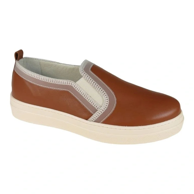 Trendy tan soft leather sneaker for girls by London Kids, ideal for casual wear.