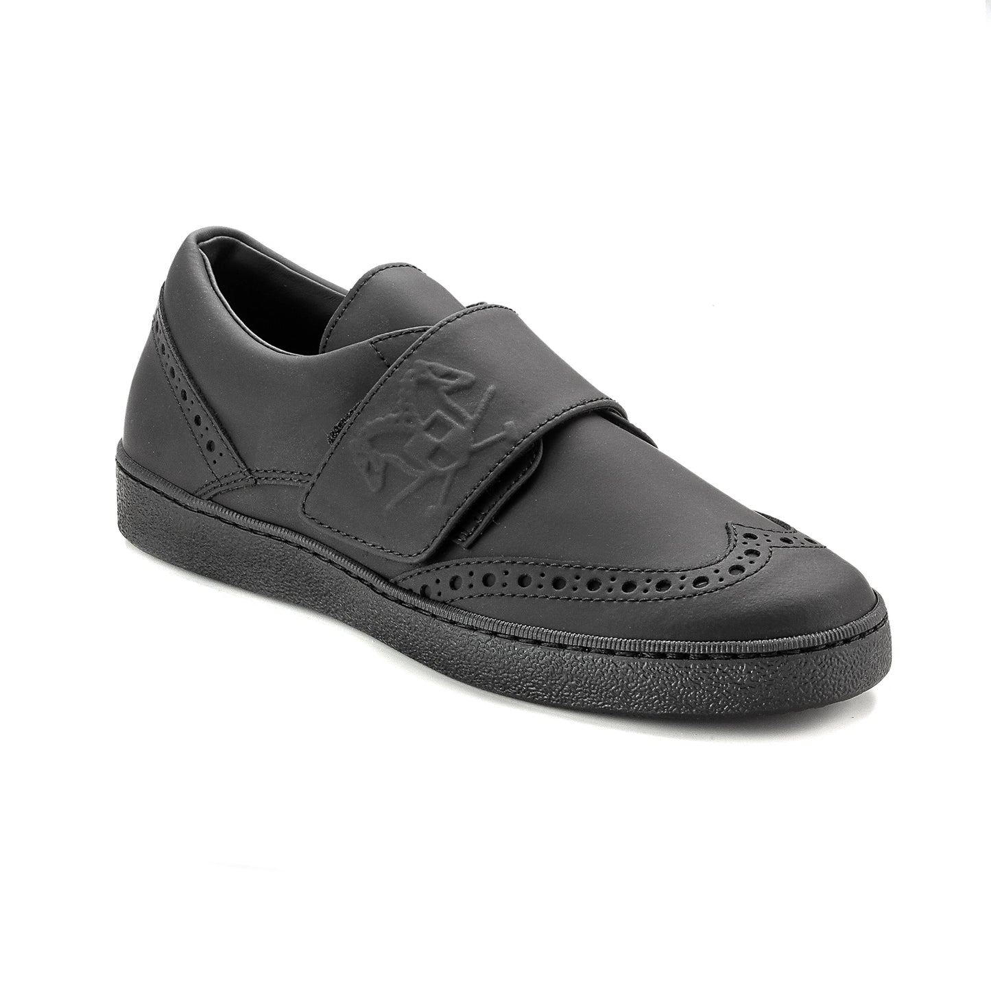 884 Black Sahara Boys Sneaker Shoe