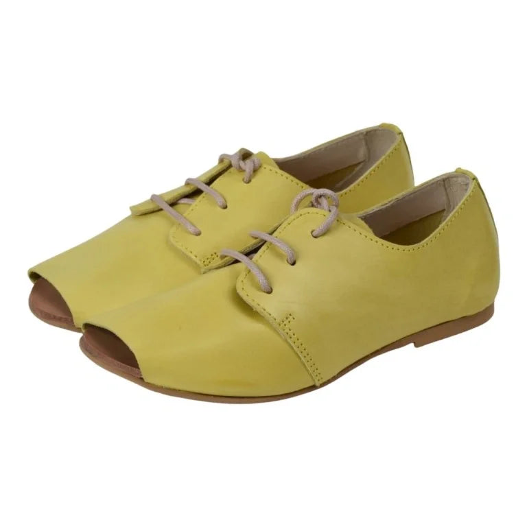 Yellow Patent Leather Lace for Girl by Manuela de Juan – London Kids Shoes