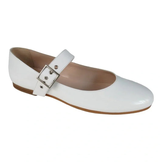 White patent leather strap shoes for girl by London Kids, white color, patent leather material, strap design