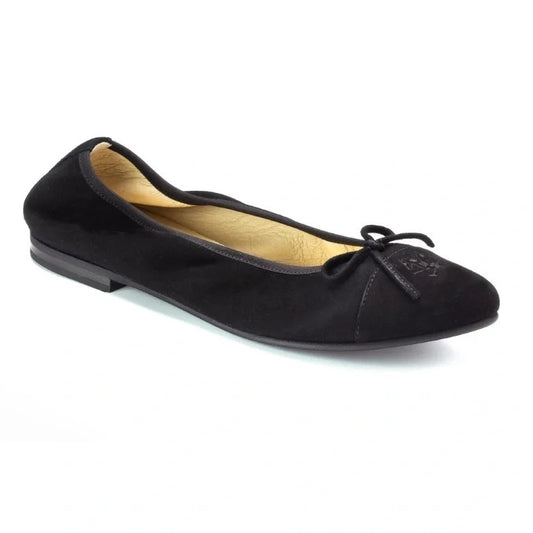 Black suede teens bow shoe, elegant and comfortable for dress occasions