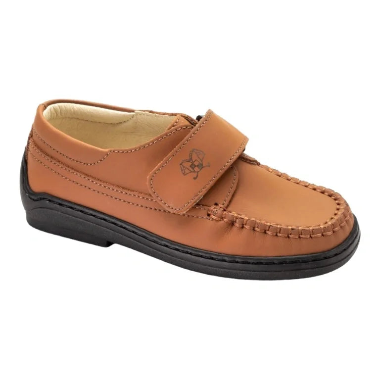 2513 Boys Velcro Shoe in Tan Sahara color