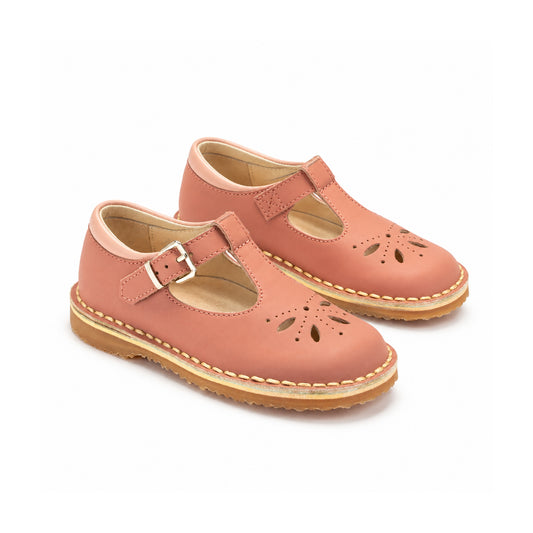London Kids AI 559-SMSA version 2c0076ef1a4c4e19b9a148e2633c9844