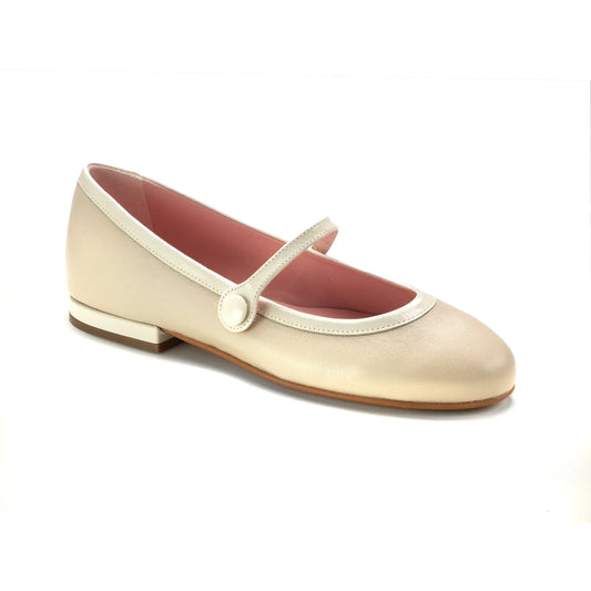 53051 Teens Mary Jane Shoe in Beige Leather