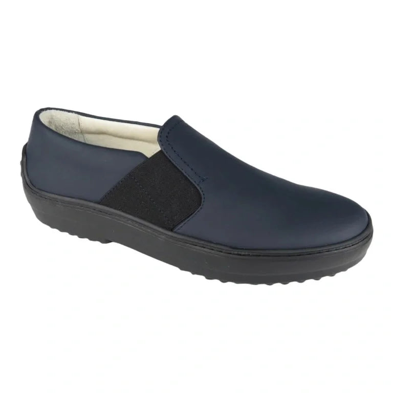 Navy Sahara Leather Slip On shoes for boys and girls by London Kids, casual slip-on sneakers crafted from premium Sahara leather in Italy.