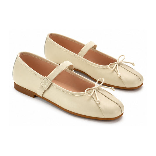 Off White Leather Girls Dressy Shoe Elastic