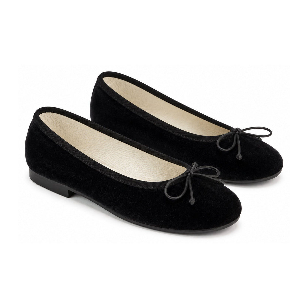 Elegant Girls’ Black Velvet Ballerina Flats for Special Occasions