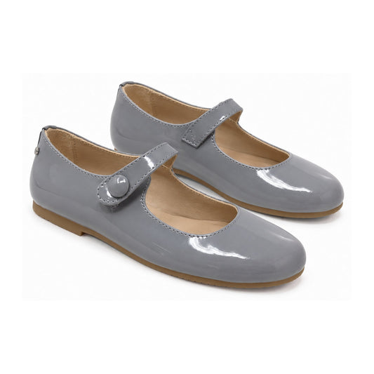 Gray Patent Leather Strap for Girl by Manuela de Juan
