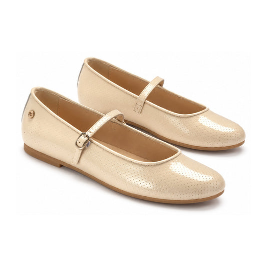 Beige Patent Leather Strap for Girl by Manuela de Juan