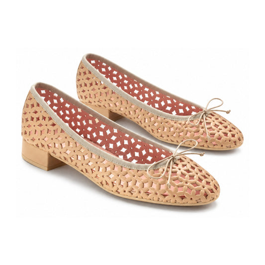 Blush Leather Teens Cut-out Bow Shoe