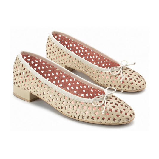 Off White Leather Teens Cut-out Bow Shoe